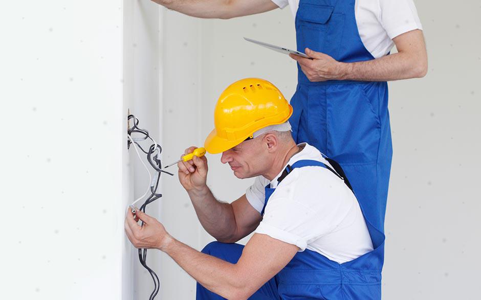 travail électricien Saint-Maurice